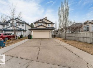 3913 McMullen Grn SW, Edmonton, AB T6W 1K7