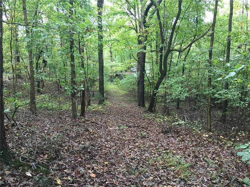 1st image of 198 Brookwood Dr E