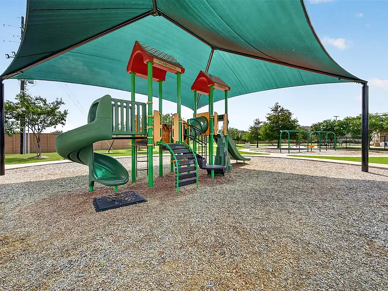24603 Royal Pike Dr — Photo 48
