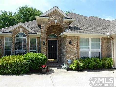 1st image of 1415 Greenwich Dr