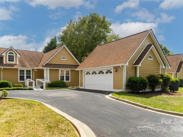 403 Woodlea Ct, Asheville, NC 28806