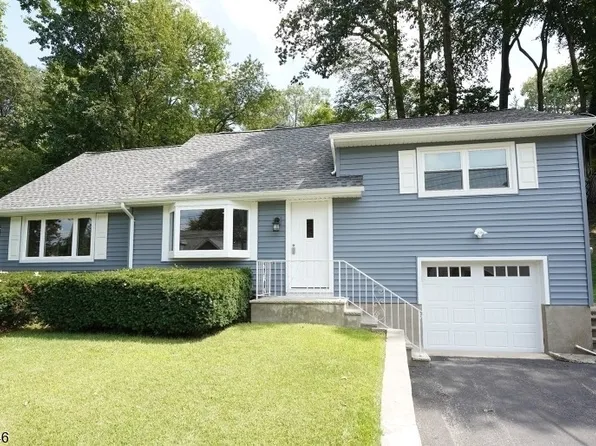 16 Highland Trl, Denville Twp., NJ 07834