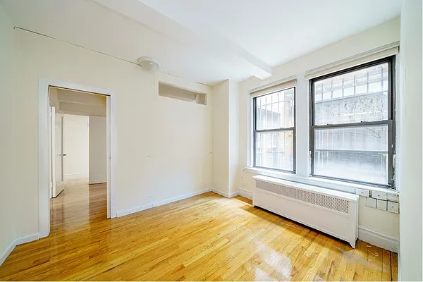 Rented by Douglas Elliman | media 15