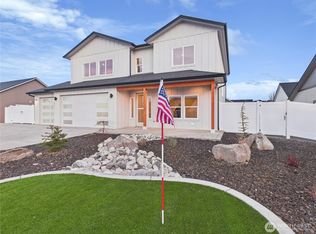 897 NE Conner Ct, East Wenatchee, WA