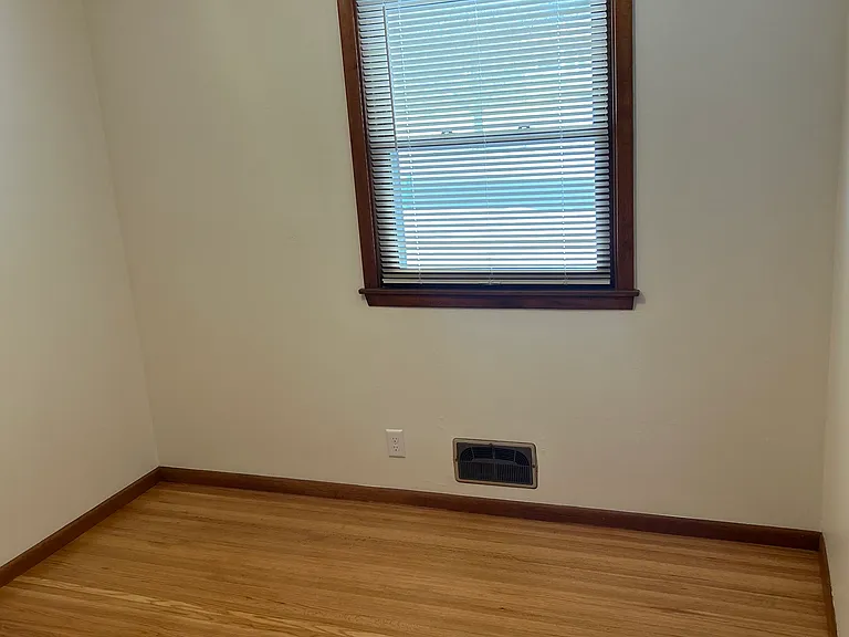 4417 Poplar Bridge Rd — Photo 10