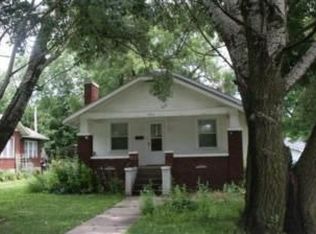 472 S English Ave, Marshall, MO 65340