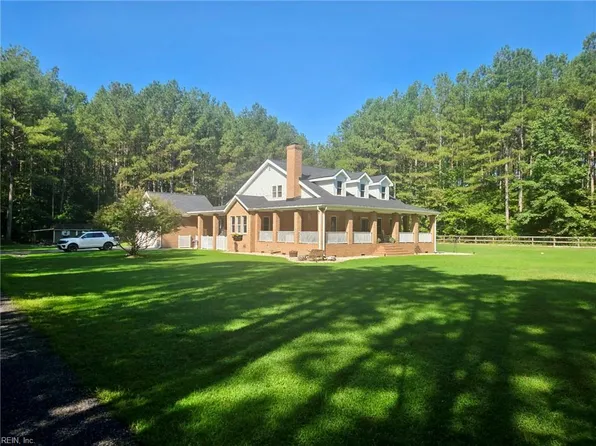 9270 Kellos Mill Rd, Wakefield, VA 23888