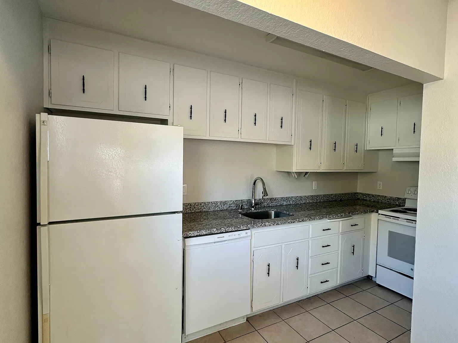 1 bed, $1,500 — Photo 4