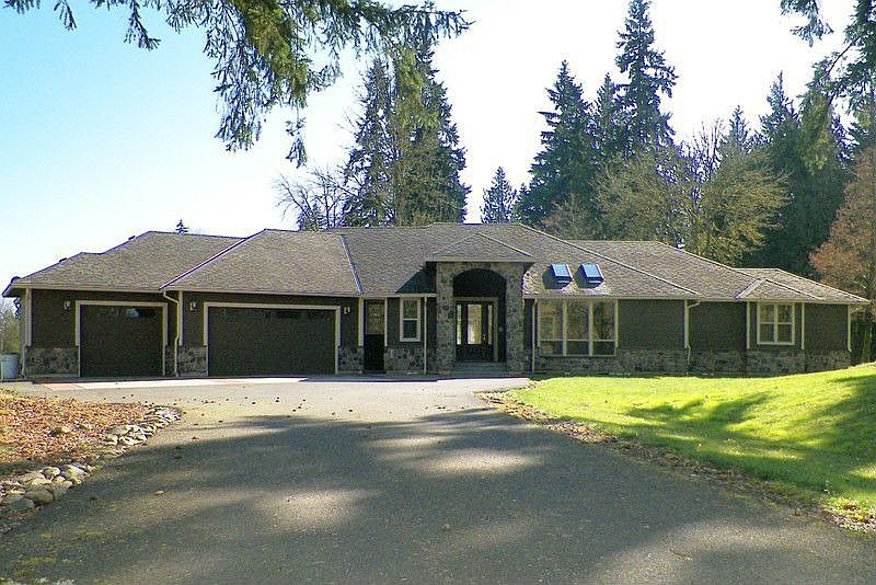 1st image of 11511 NE 177th Cir