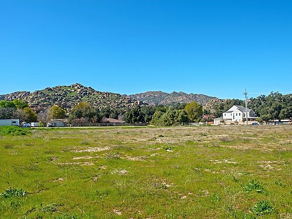4th image of 10801 Topanga Canyon Blvd