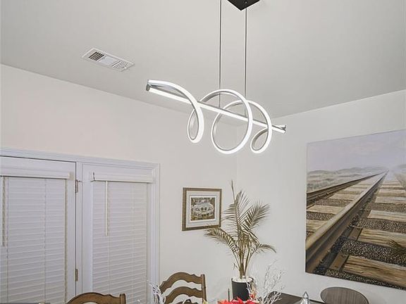 5th image of 132 Centennial Ridge Dr