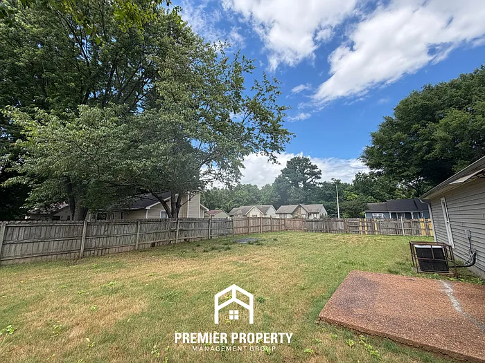 7038 Cherry Blossom Dr — Photo 17