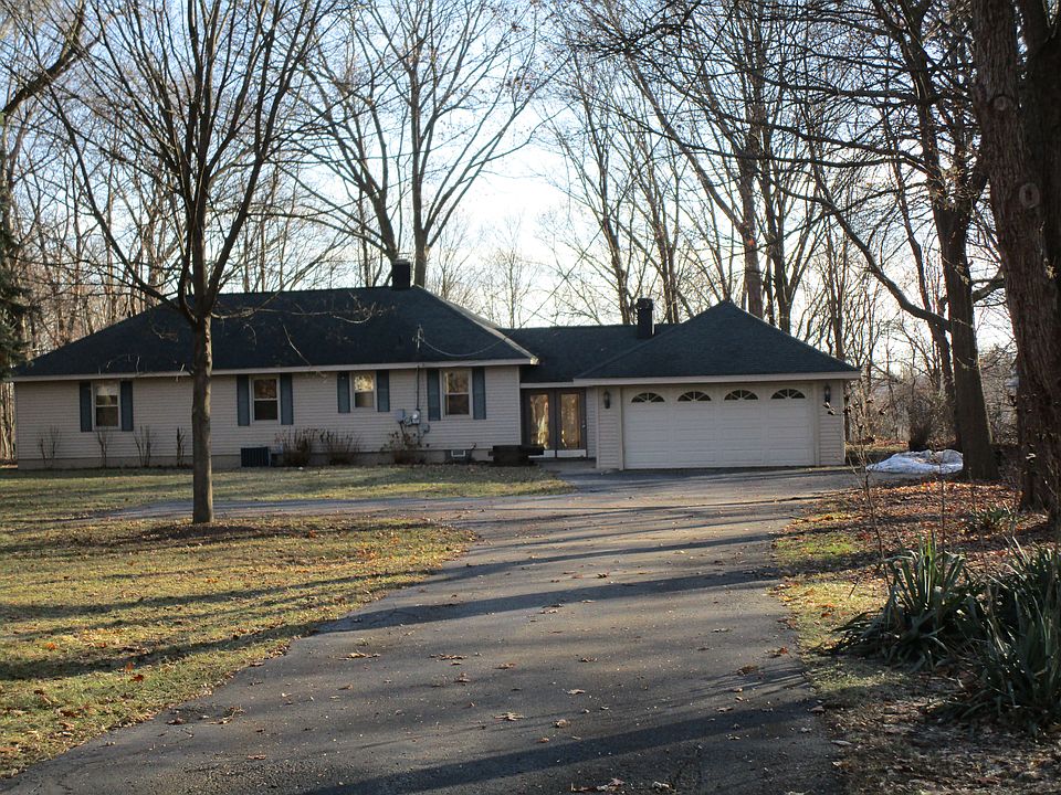1st image of 42333 Clemons Dr
