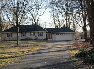 42331 Clemons Dr, Plymouth, MI