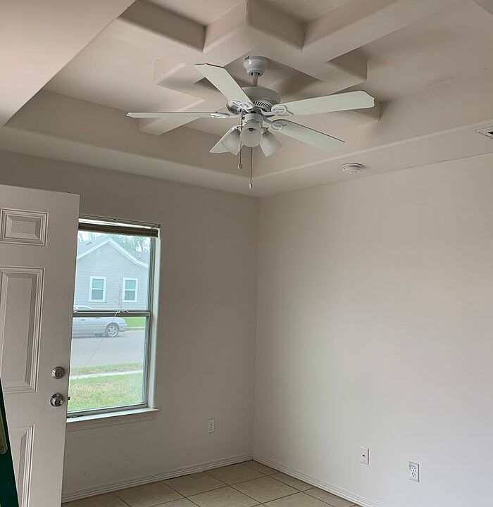 2nd image of 1416 Quitaca Dr Unit B