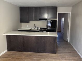 1807 Stonegate Dr #106, Champaign, IL 61821