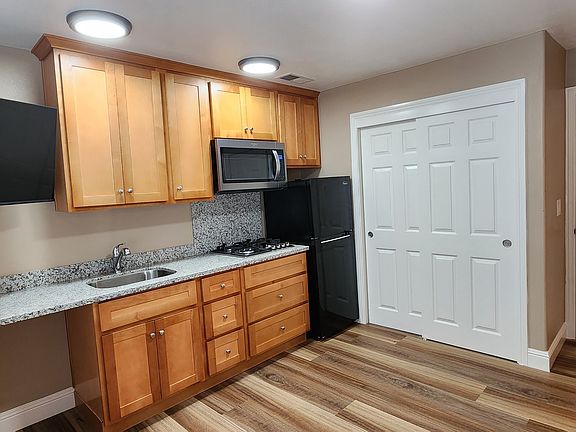 5th image of 195 N 13th St #23