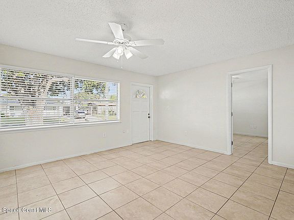 3rd image of 705 Renner Ave