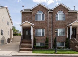 115 Santa Monica Ln, Staten Island, NY 10309