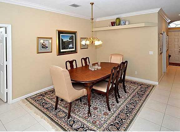 3rd image of 4841 NW 117th Avenue
