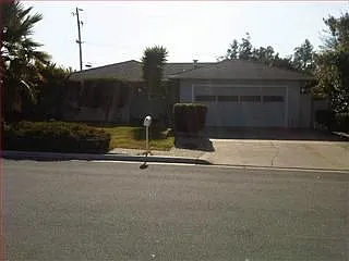 1271 Scenic Cir photo 1