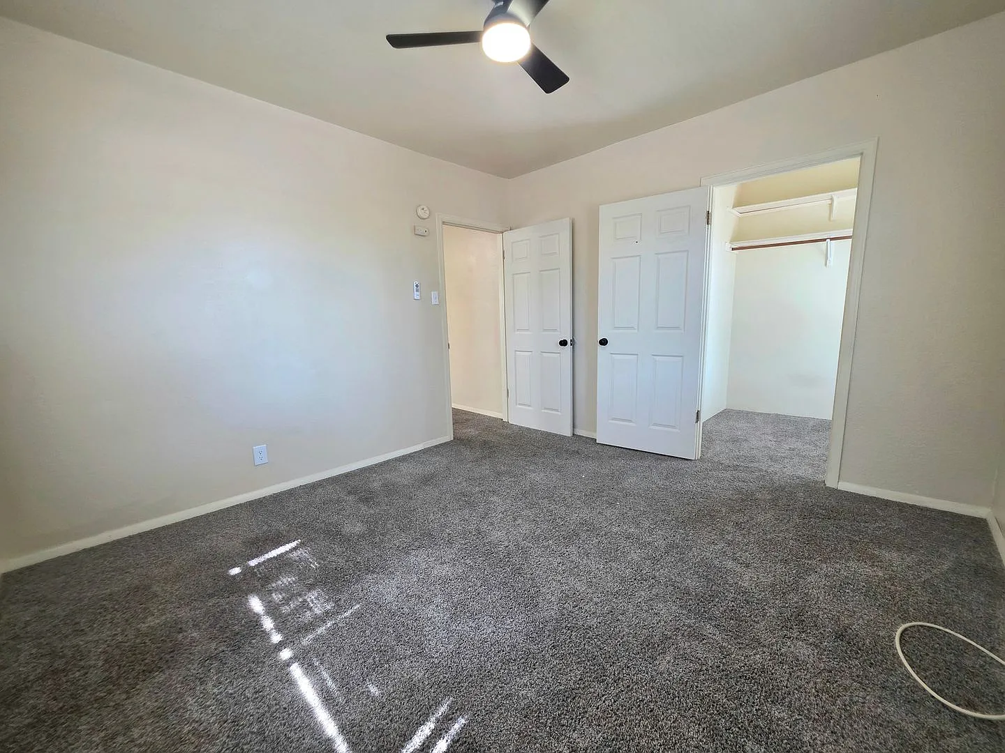 1637 Cedar St — Photo 4