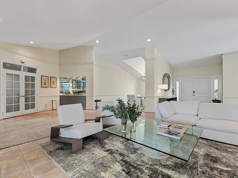 10252 Shireoaks Ln — Photo 7