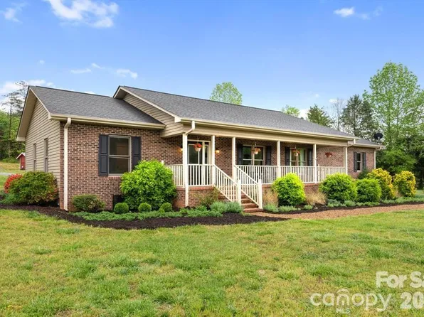 1091 Bill Collins Rd, Columbus, NC 28722