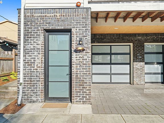 3rd image of 520 NE 56th Ave