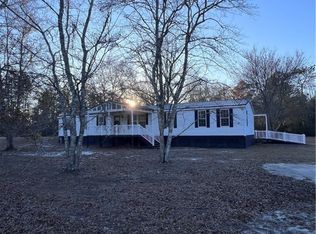 10473 Browntown Rd, Hortense, GA 31543