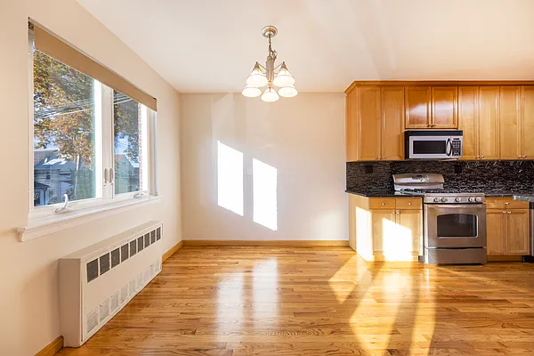 Rented by Compass | media 16