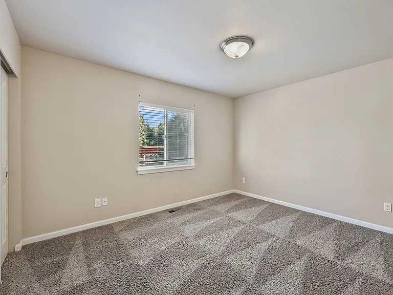 4335 17th Way NE — Photo 36
