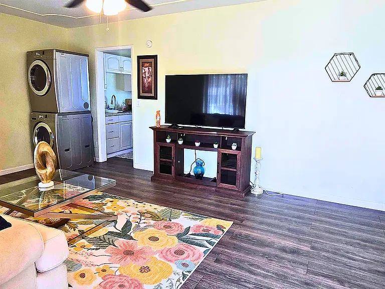 3002 E McKinley St #6 — Photo 9