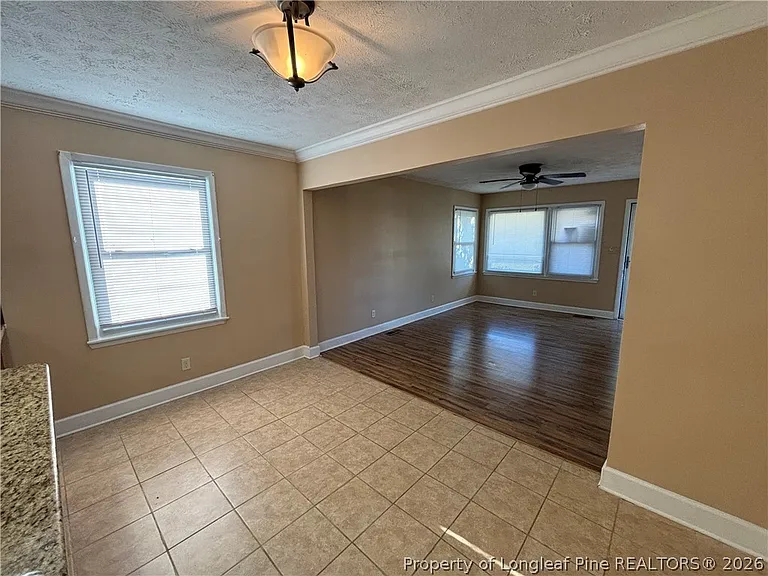 931 Fleetwood Dr — Photo 13