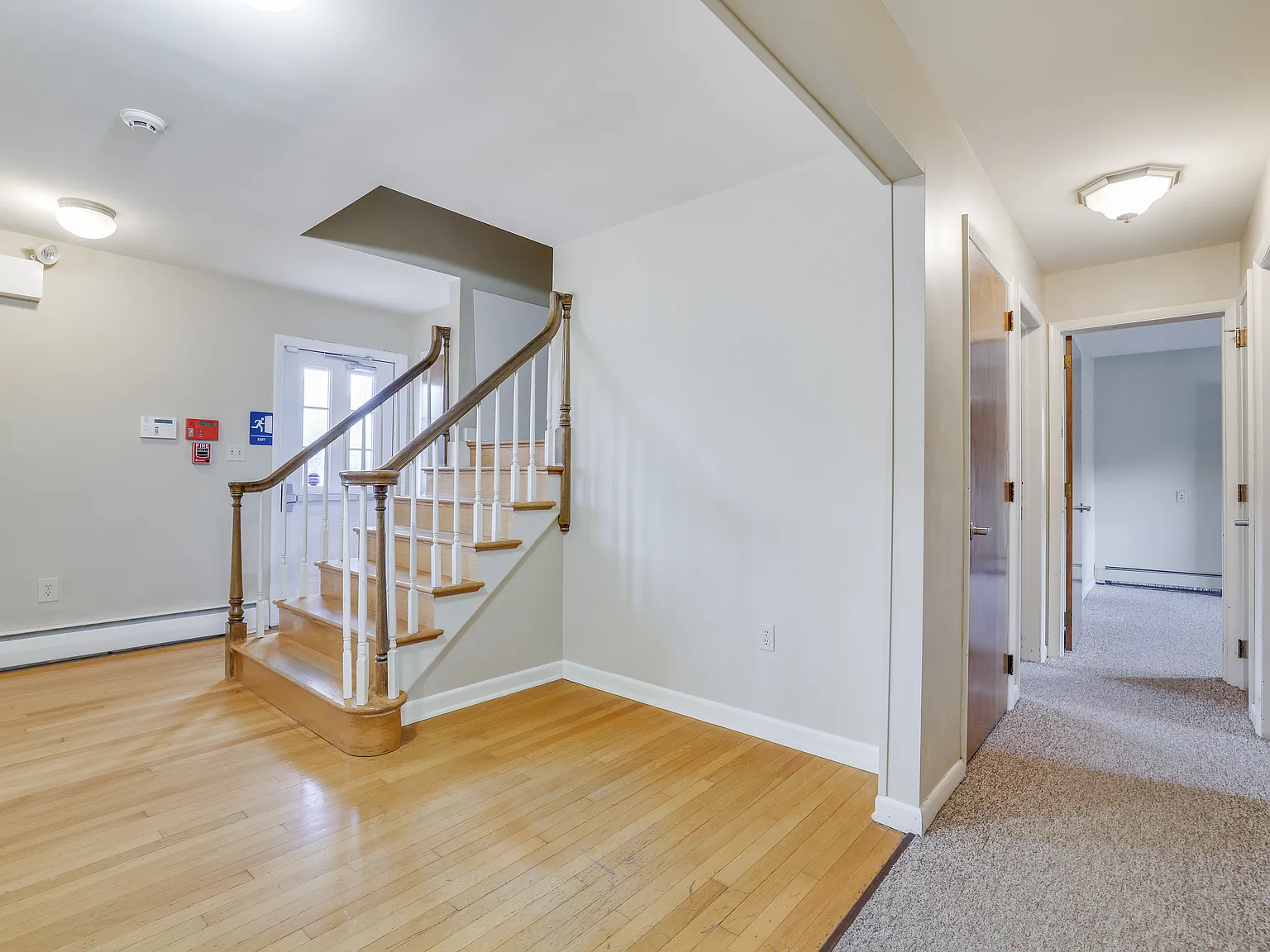4 bed, 3500 sqft, $2,500 — Photo 3