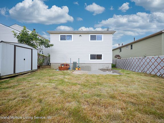 3rd image of 131 Woehrle Ave