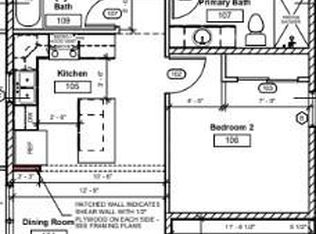 2828 Live Oak Dr, Gretna, LA 70056