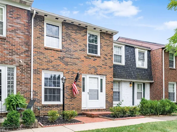 601 Simbury St #C-3, Columbus, OH 43228