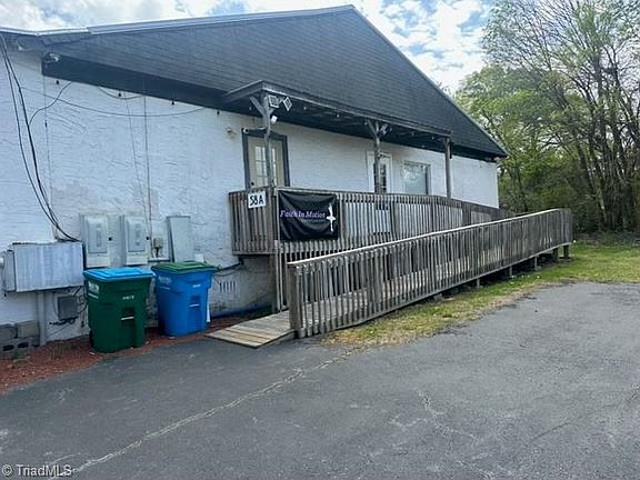 3rd image of 58 E Peacock Ave