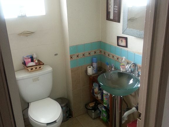 2nd image of 1124 E 118th Pl