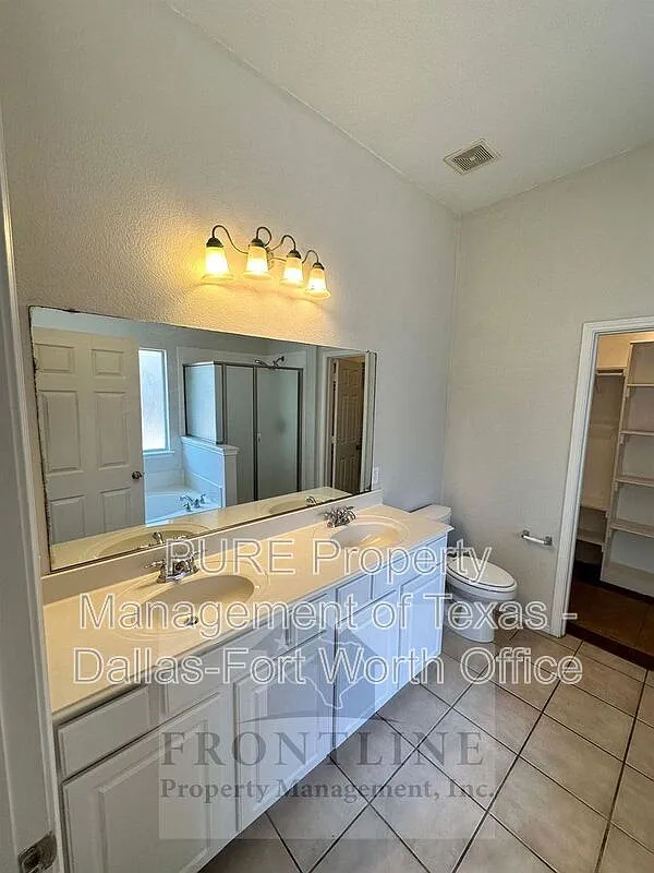 3 bed, 2.0 bath, 1665 sqft, $1,900 — Photo 4