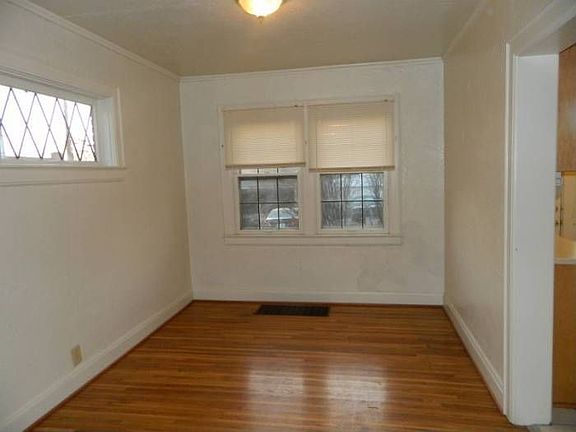 Spacious dining room