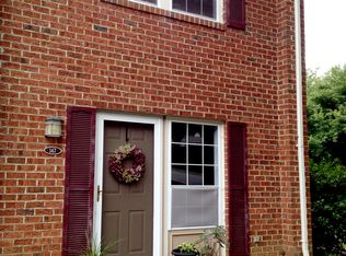 147 Coleridge Ct, Carrboro, NC 27510
