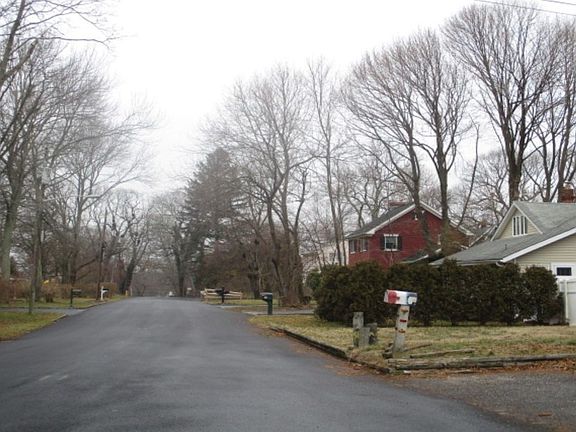 4th image of 38A Terrace Dr
