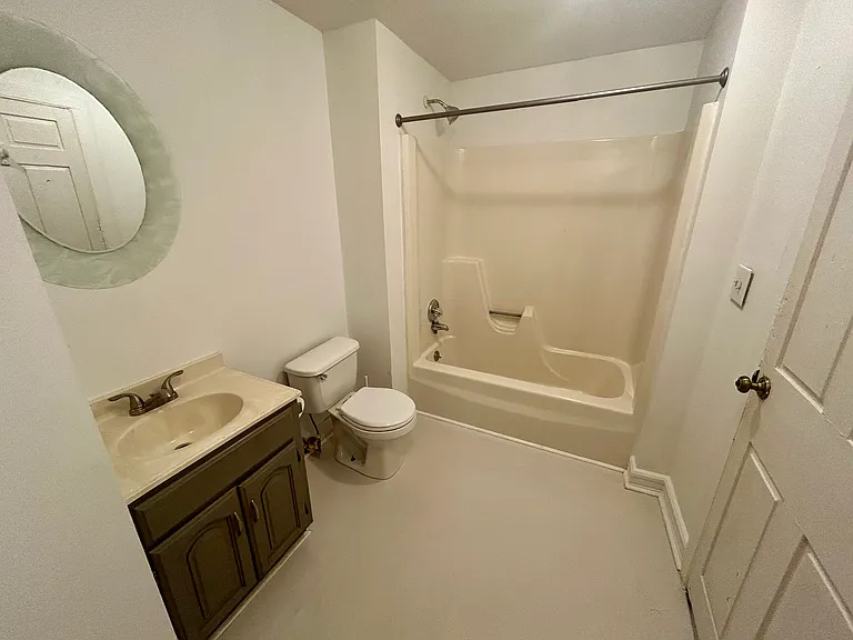 9576 State Route 46 — Photo 10
