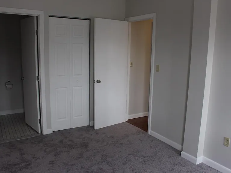 12 Walnut St #1 — Photo 25