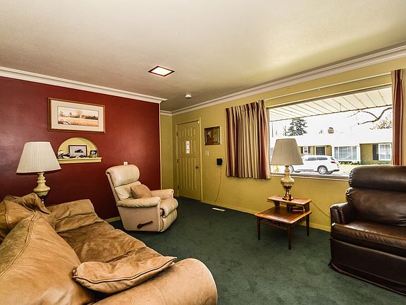 3rd image of 1001 Taylor Ave