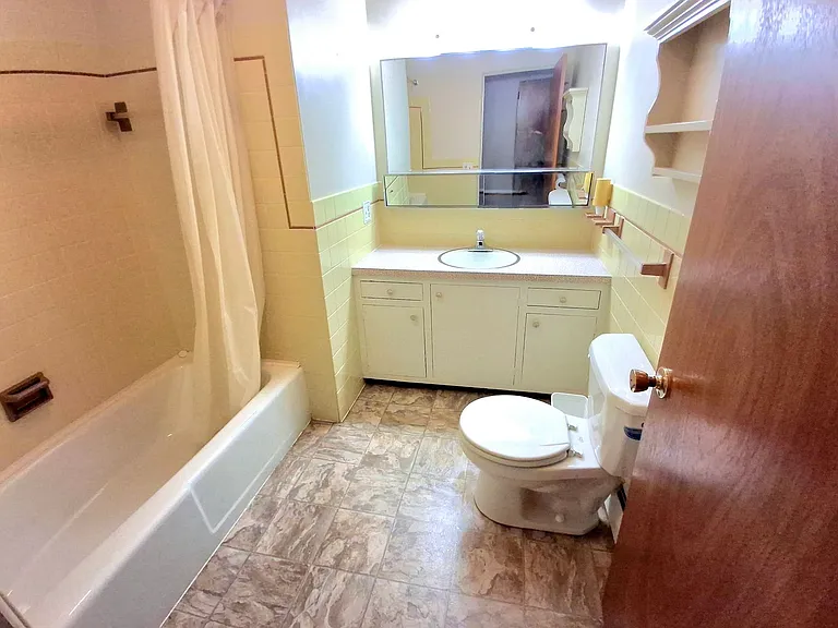 10 Carson Ln — Photo 16