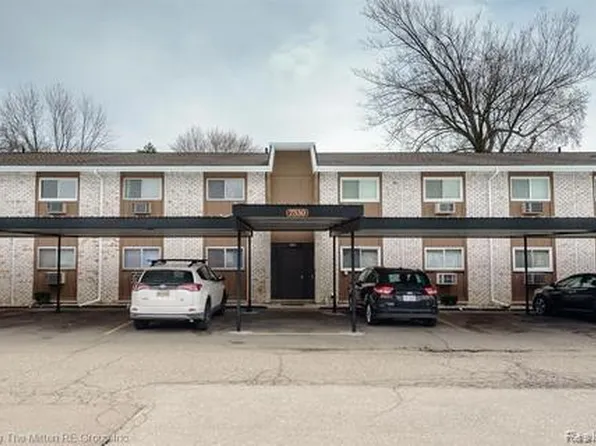 7370 Woodview St APT 3, Westland, MI 48185