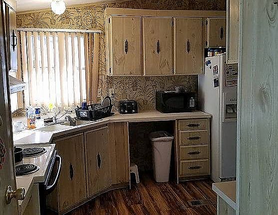 2nd image of 1000 Walker St #176